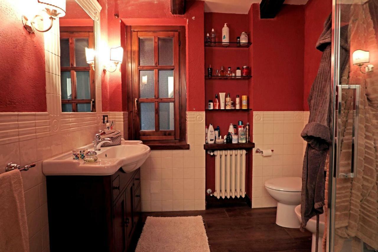 I Lari Castel Del Monte Bed & Breakfast Castel Del Monte  Ngoại thất bức ảnh